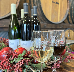HOLIDAY PINOT PACK Special 1